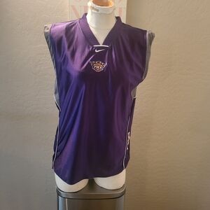 Nike White Women’s Jersey with Red Logo Detail